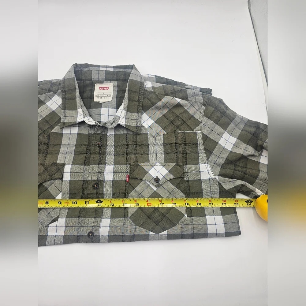 LEVI'S plaid cotton blend short sleeve button front‎ shirt men's Grn and Wht XL